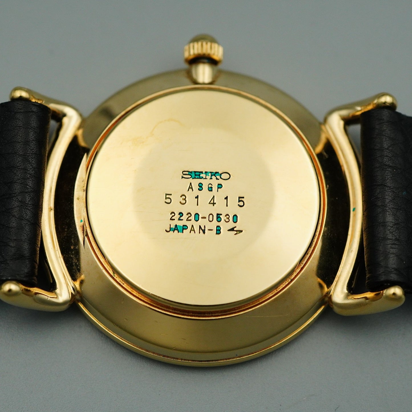 *Exc+5* Vintage SEIKO 2220-0530 Quartz Black Dial Round 31mm Mens Watch