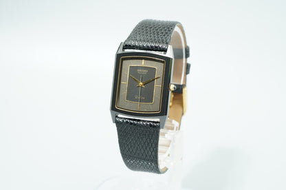 *MINT* Vintage 1977 SEIKO Dolce 9521-5200 Qz Black Rectangle 26mm Women Watch