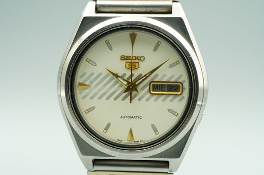 *Exc+5* Vintage 1982 SEIKO 5 7009-876A AT White Dial Round 38mm Mens Watch