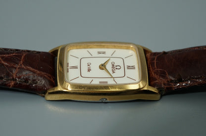 *NEAR MINT* OMEGA De Ville Cal.1387 Qz White Dial Rectangle 19mm Women Watch