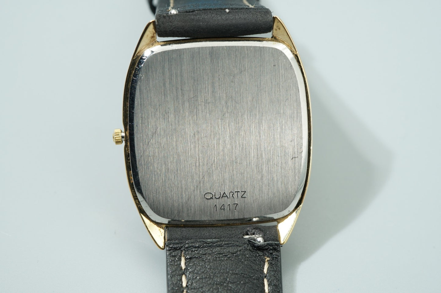 *NEAR MINT* OMEGA De Ville Cal.1417 Quartz Gold Dial Square 30mm Mens Watch
