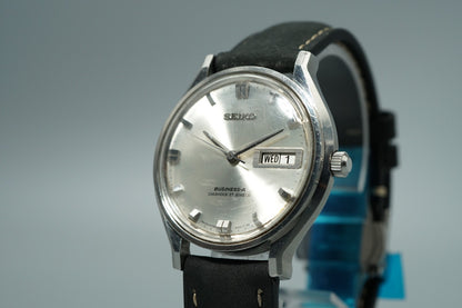 N MINT Vintage 1967 SEIKO BUSINESS-A 8346-8000 Hand Wind Silver  36mm Mens Watch