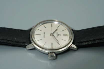 *N MINT* Vintage OMEGA De Ville Hand Winding Silver Cross Line 22mm Women Watch