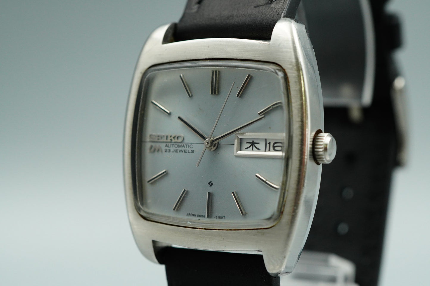 Exc+5 Vintage SEIKO LORD MATIC 5606-5040 Automatic Silver Square 33mm Mens Watch