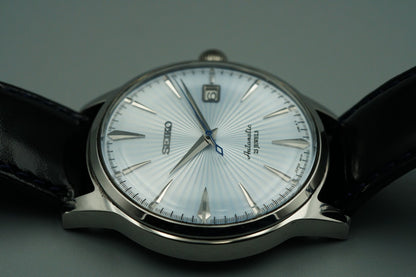 *NEAR MINT*  SEIKO MECHANICAL 6R15-01S0 AT Blue Dial Round 40mm Mens Watch