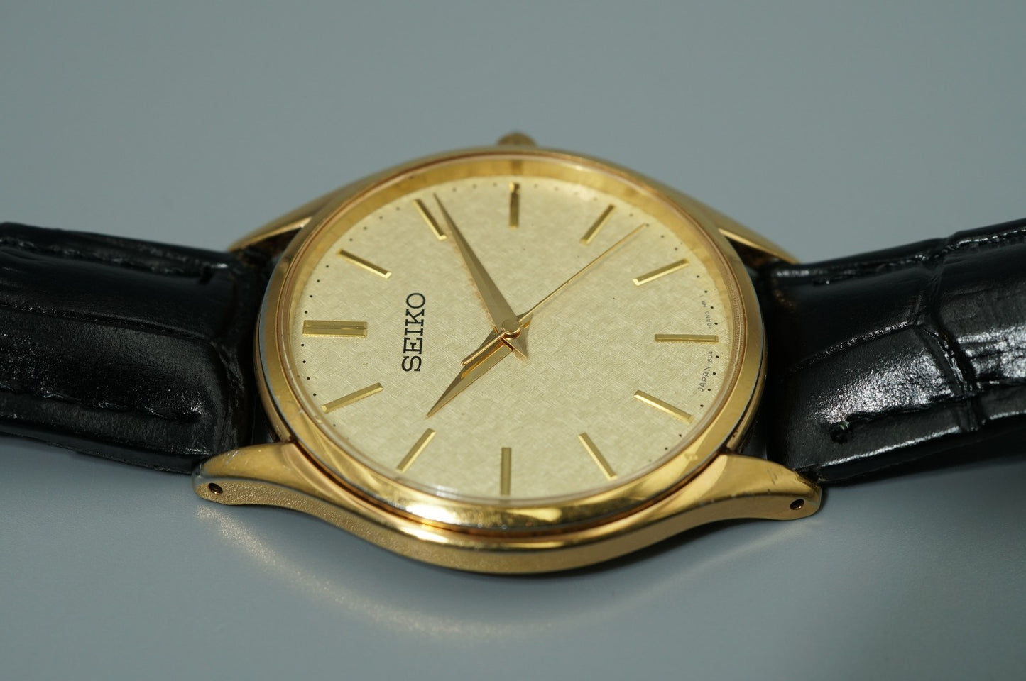 *Exc+5* SEIKO Dolce 8J41-0AJ0 Quartz Gold Dial Round 33mm Women Watch