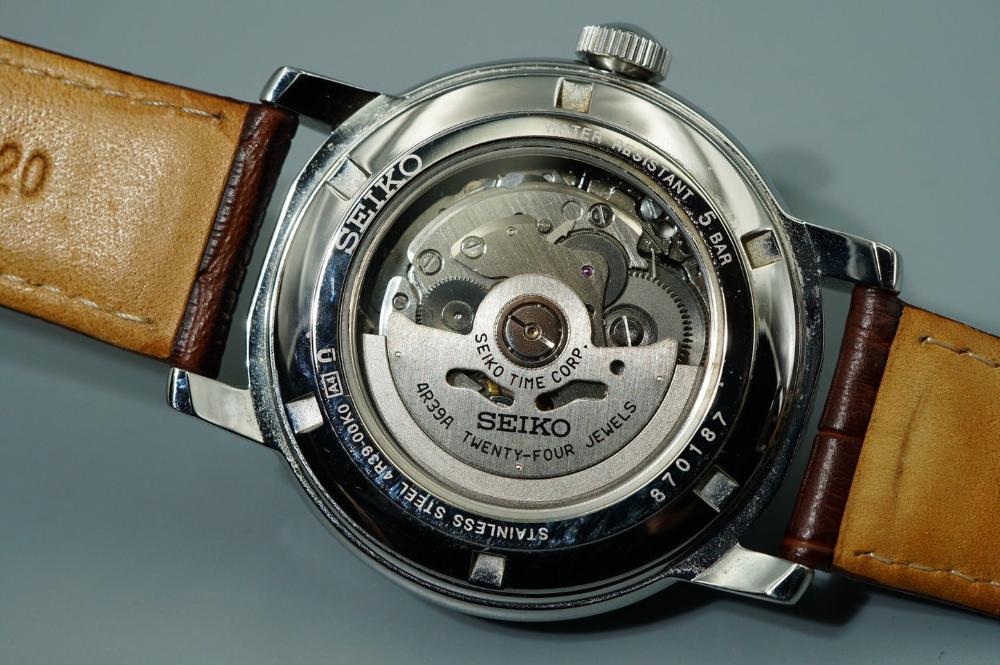 *N MINT++*  SEIKO  4R39-00K0 Automatic White Dial Round 39mm Mens Watch