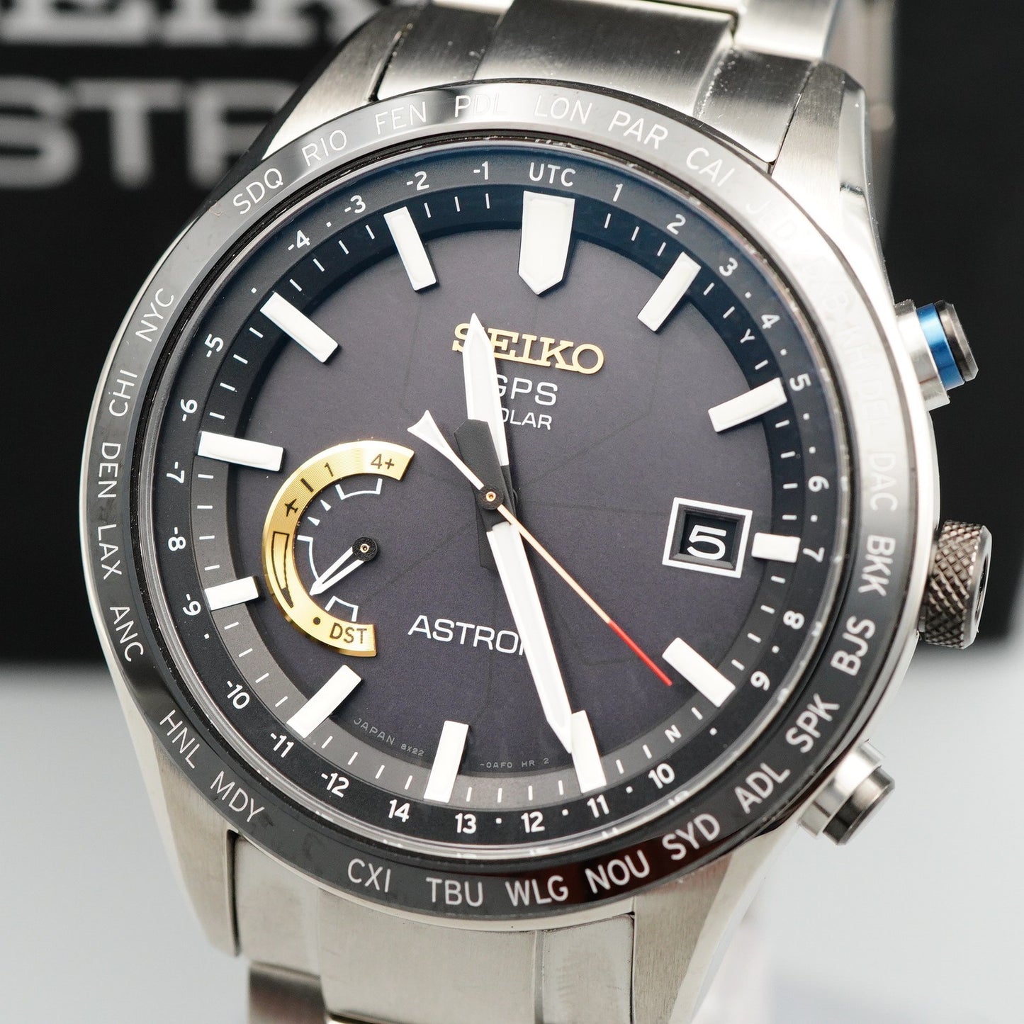 Box & Papar Vintage SEIKO ASTRON 8X22-0AJ0ｰ2 Solar Black Dial 45mm Mens Watch