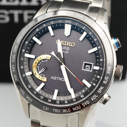 Box & Papar Vintage SEIKO ASTRON 8X22-0AJ0ｰ2 Solar Black Dial 45mm Mens Watch