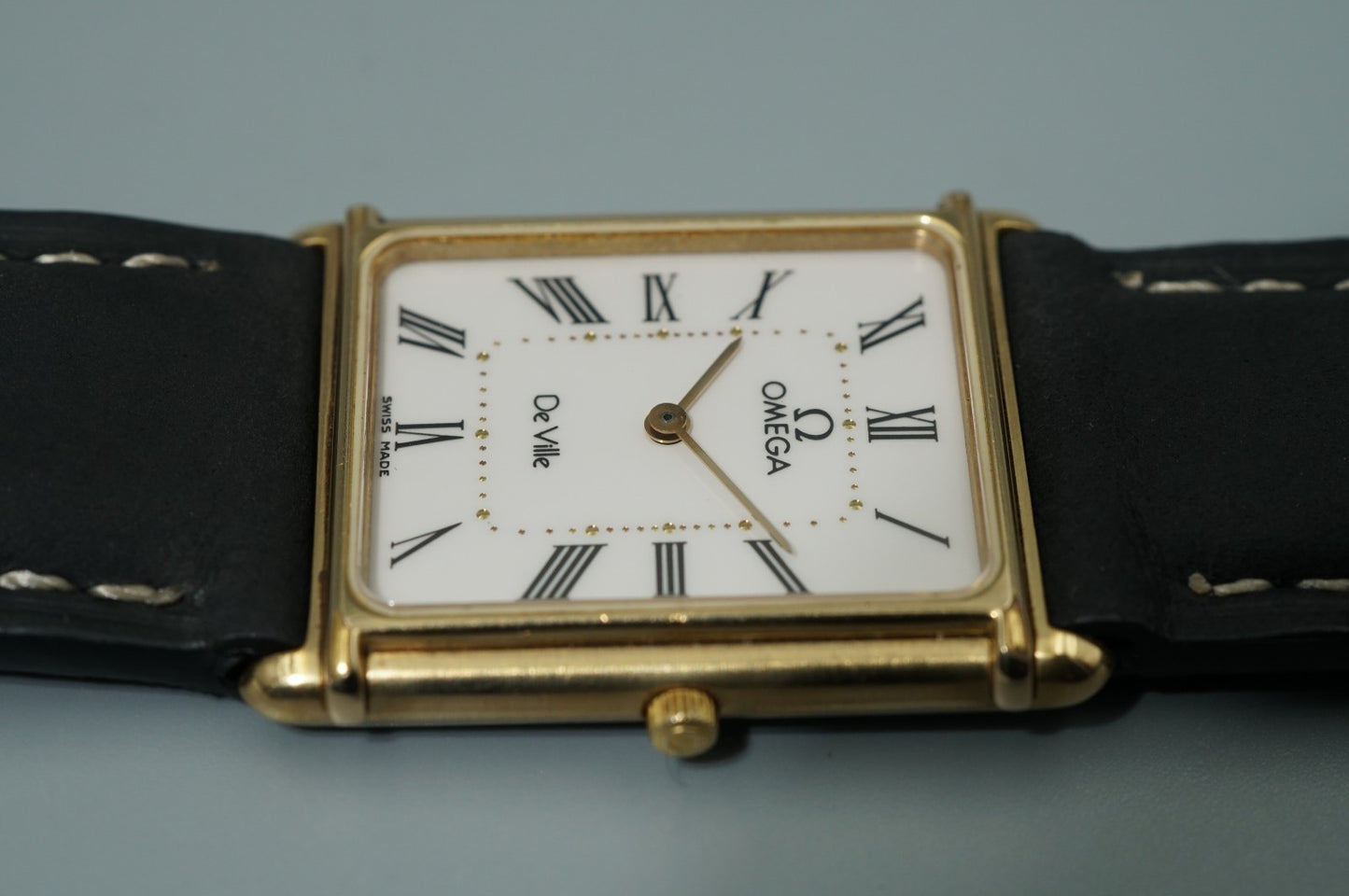 N MINT Vintage 1977 OMEGA De Ville Cal.1450 Qz White Rectangle 24mm Women Watch