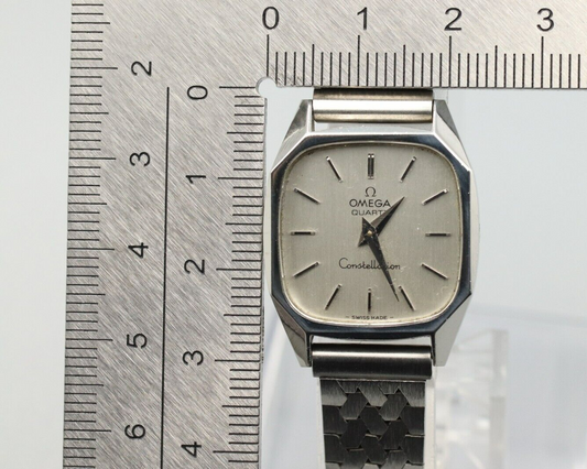 *MINT* Vintage OMEGA Constellation Cal.1350 Quartz Silver Dial Mens Watch JAPAN
