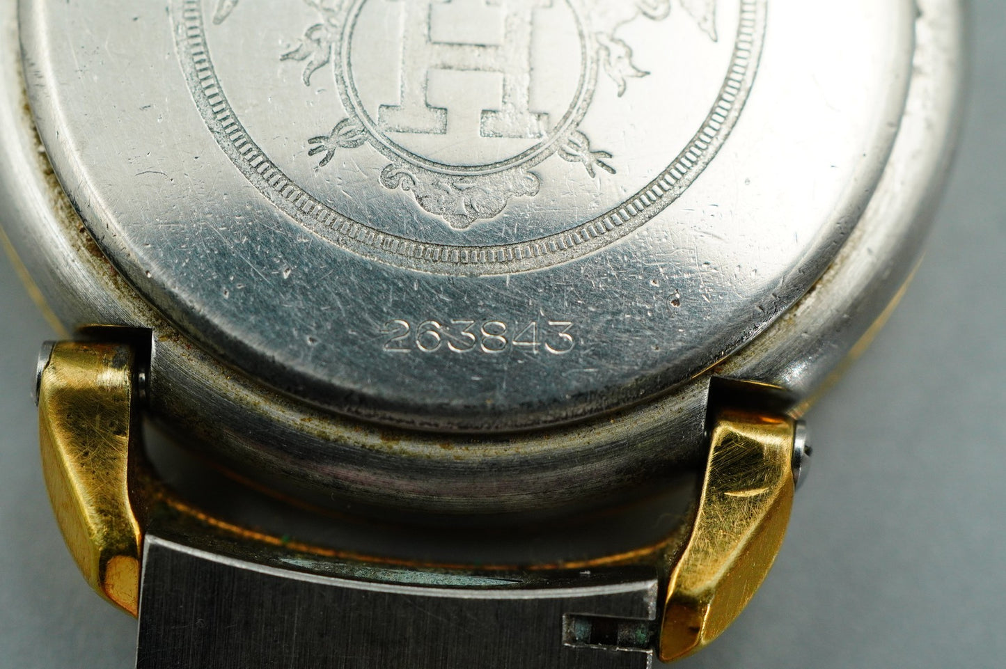 *NEAR MINT* Vintage 1990s HERMES Pullman Qz White Round 24mm Women Watch
