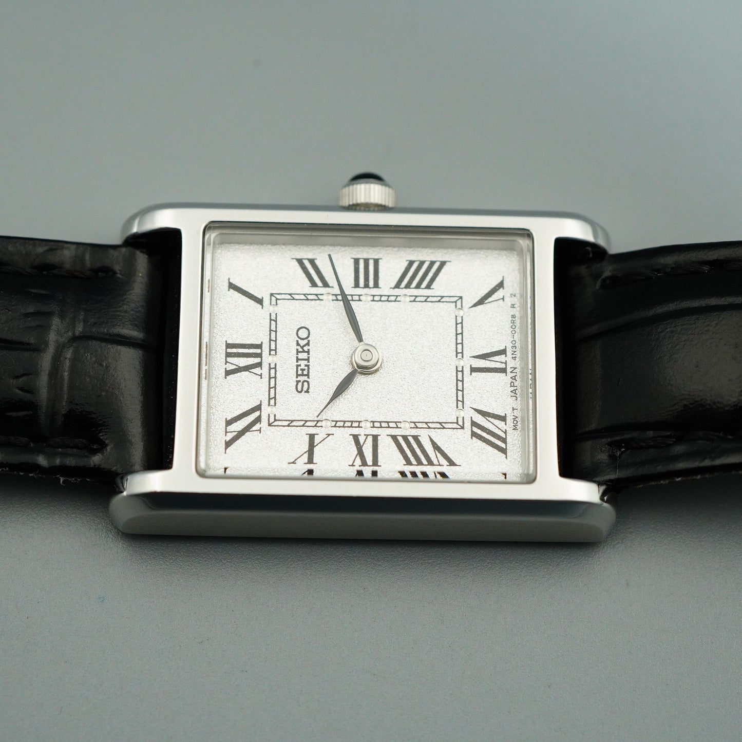 *MINT* Box & Paper SEIKO 4N30-00H0 Quartz Silver Dial Square 19mm Women Watch