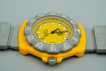 *MINT* Vintage 1990s TAG Heuer Formula 1 Quartz Yellow Dial 35mm Mens Watch