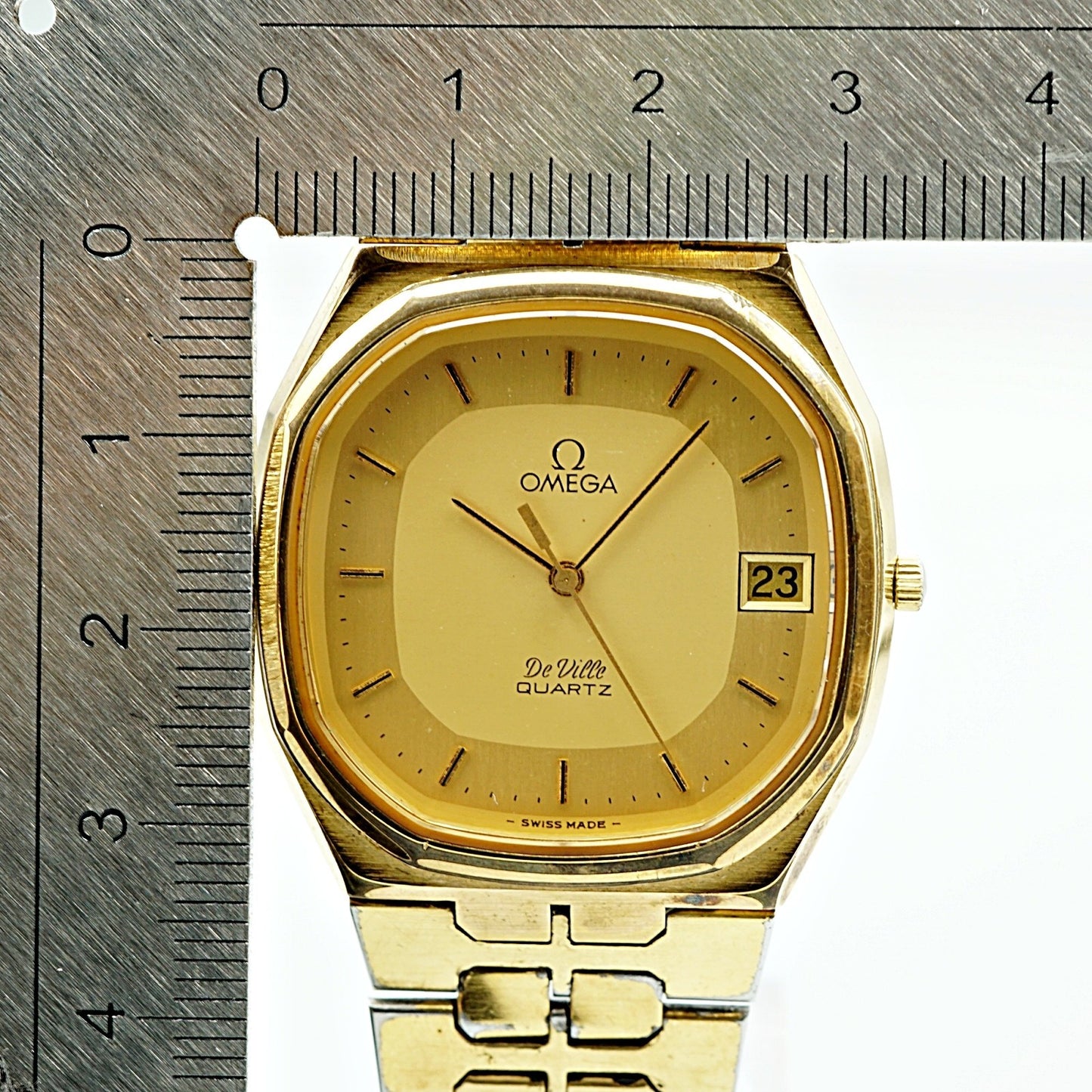 *Exc+4* Vintage 1977 OMEGA De Ville Cal.1332 Qz Gold Octagon 34mm Mens Watch