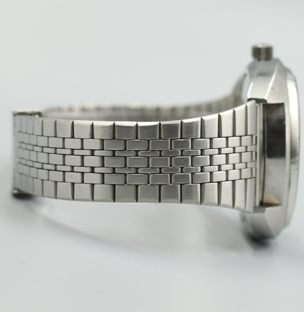 *NEAR MINT* Vintage OMEGA Seamaster COSMIC 2000 Automatic Silver Dial Mens Watch