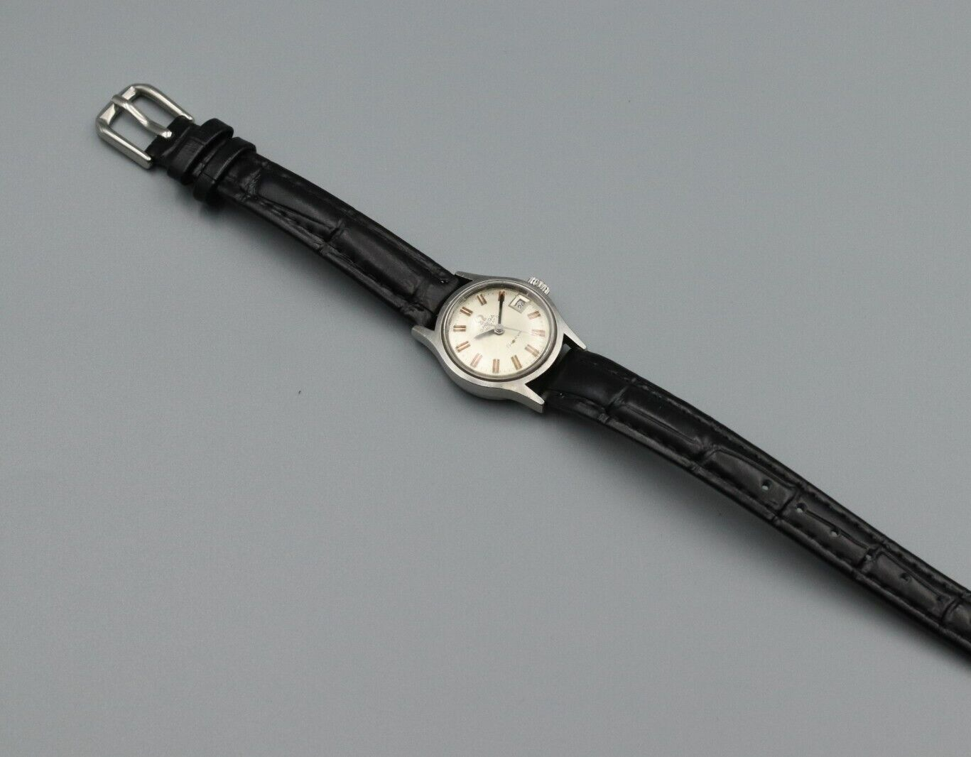 *NEAR MINT* Vintage OMEGA Geneve Cal.681 Automatic Silver Dial Women Watch