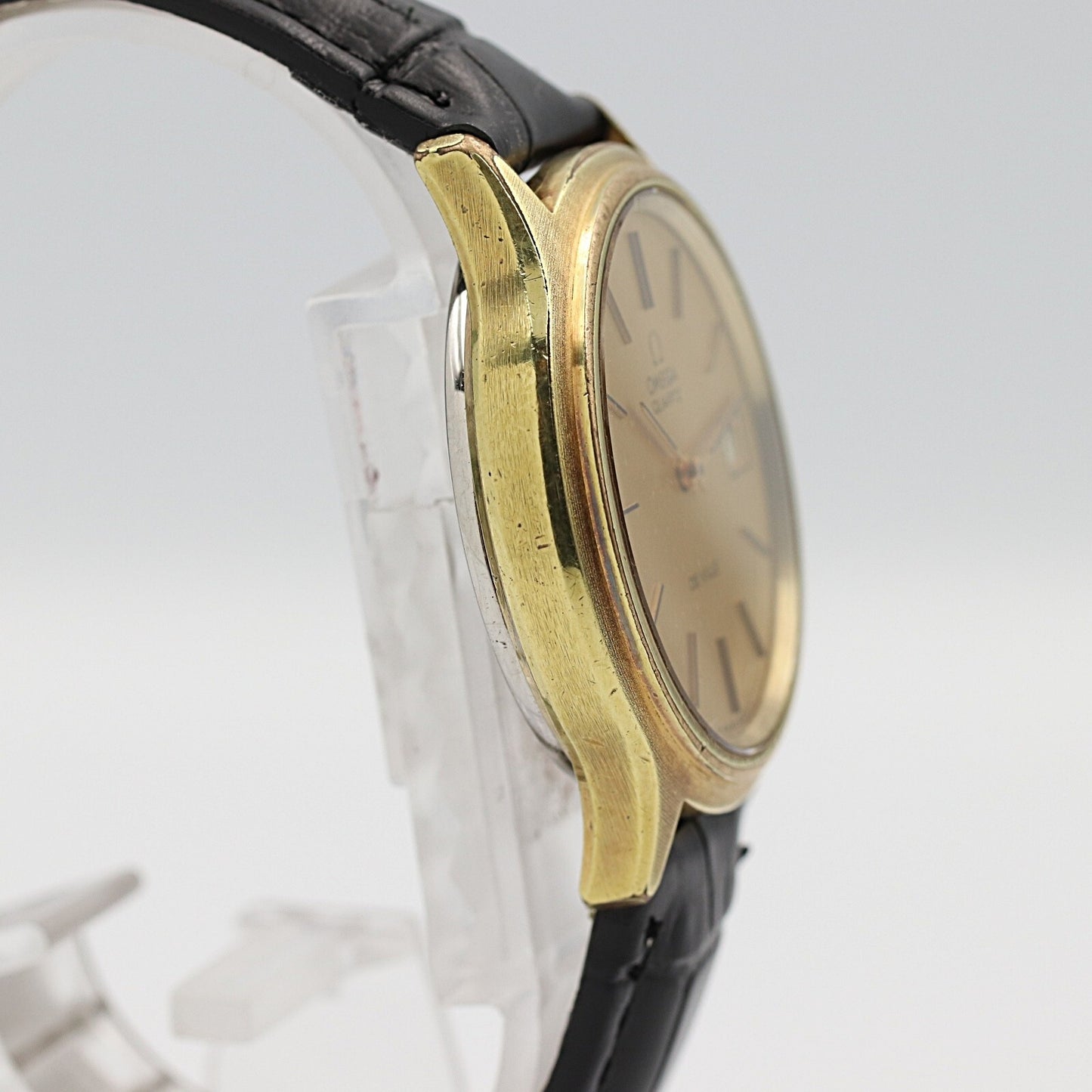 *NEAR MINT* Vintage 1980 OMEGA De Ville Cal.1325 Qz Gold Round 35mm Mens Watch