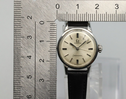 *MINT* Vintage OMEGA Seamaster Cal.630 Hand Winding White Dial Round Women Watch
