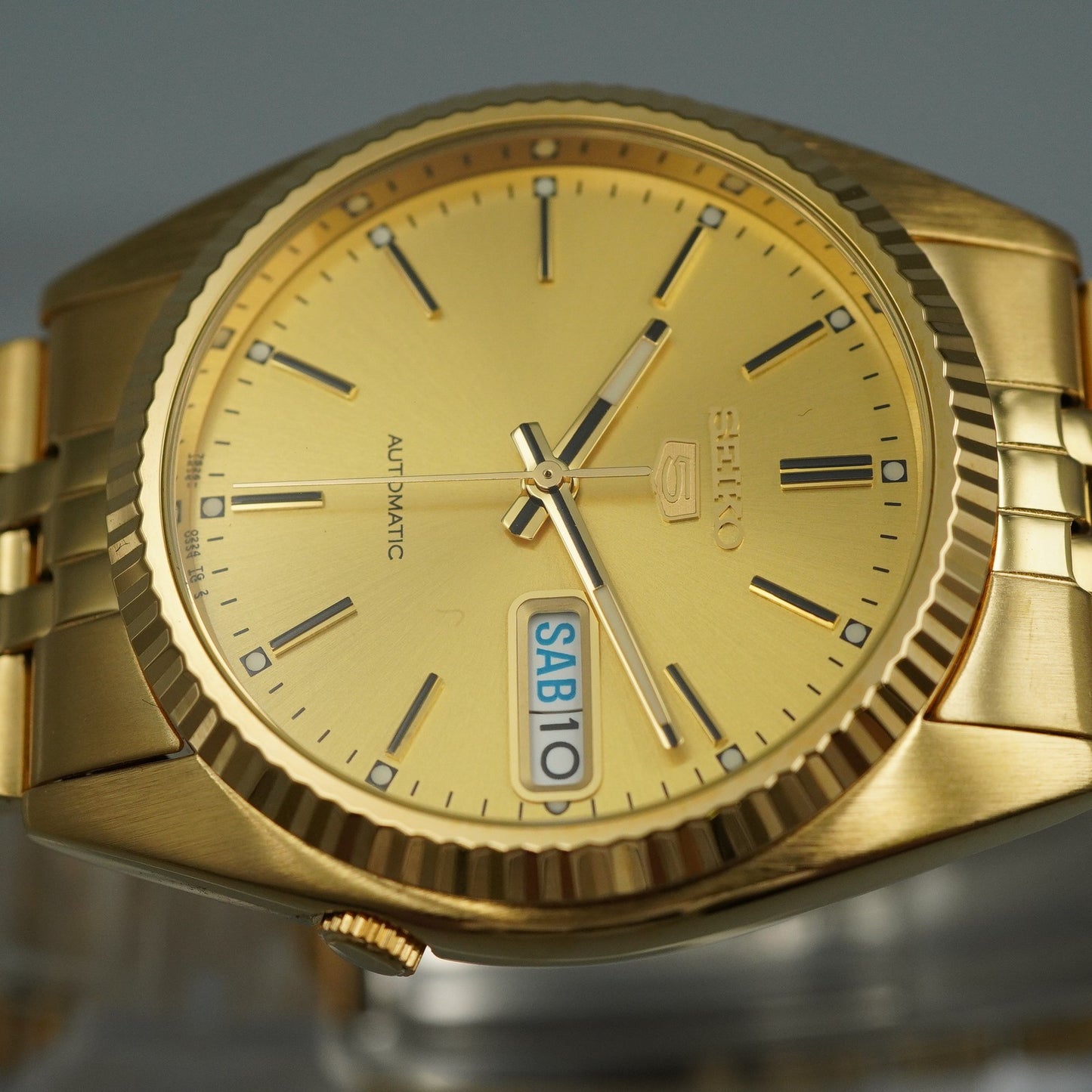 MINT Vintage 1990s SEIKO SEIKO 5 7S26-0500 Automatic Gold Round 36mm Mens Watch