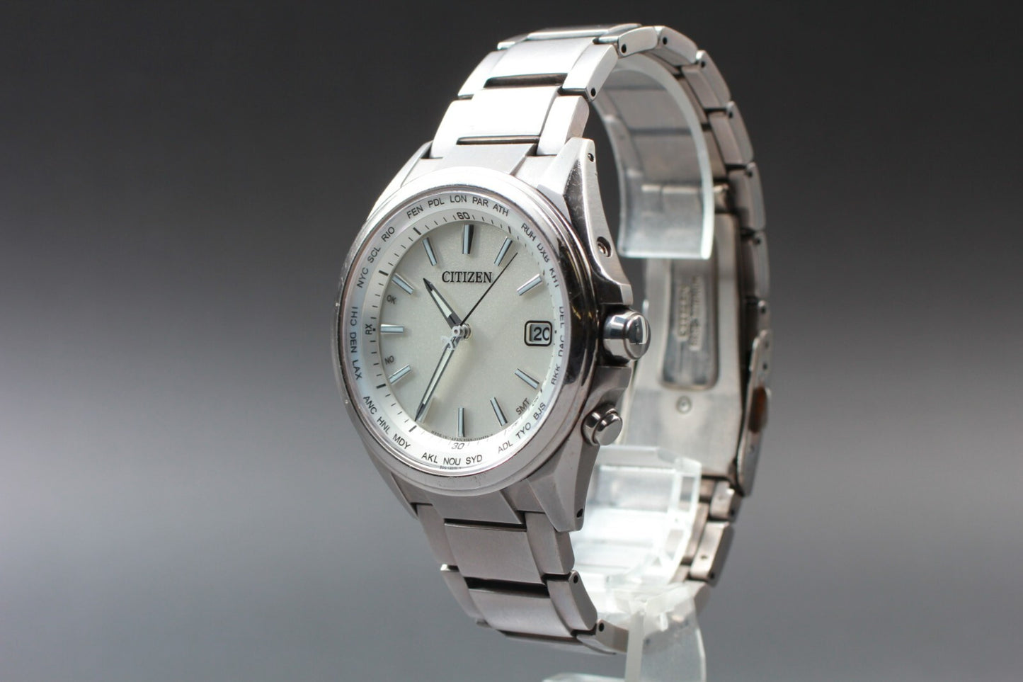N MINT CITIZEN CB1070-56A H149-S096073 Automatic White dial Wristwatch JAPAN