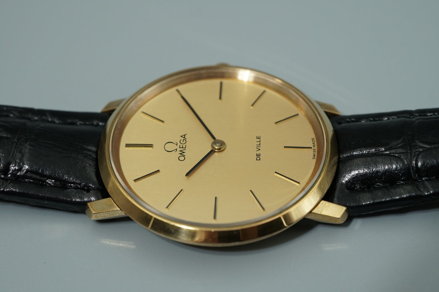 *MINT* Vintage 1974 OMEGA De Ville Cal.625 Hand Wind Gold Round 33mm Mens Watch