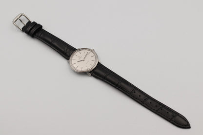 *N MINT* Vintage 1990s OMEGA  De Ville Tool 104 Hand Wind Silver 32mm mens Watch