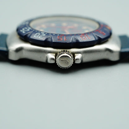 *N MINT* Vintage TAG Heuer Professional 370.508 Qz Blue Round 28mm Women Watch