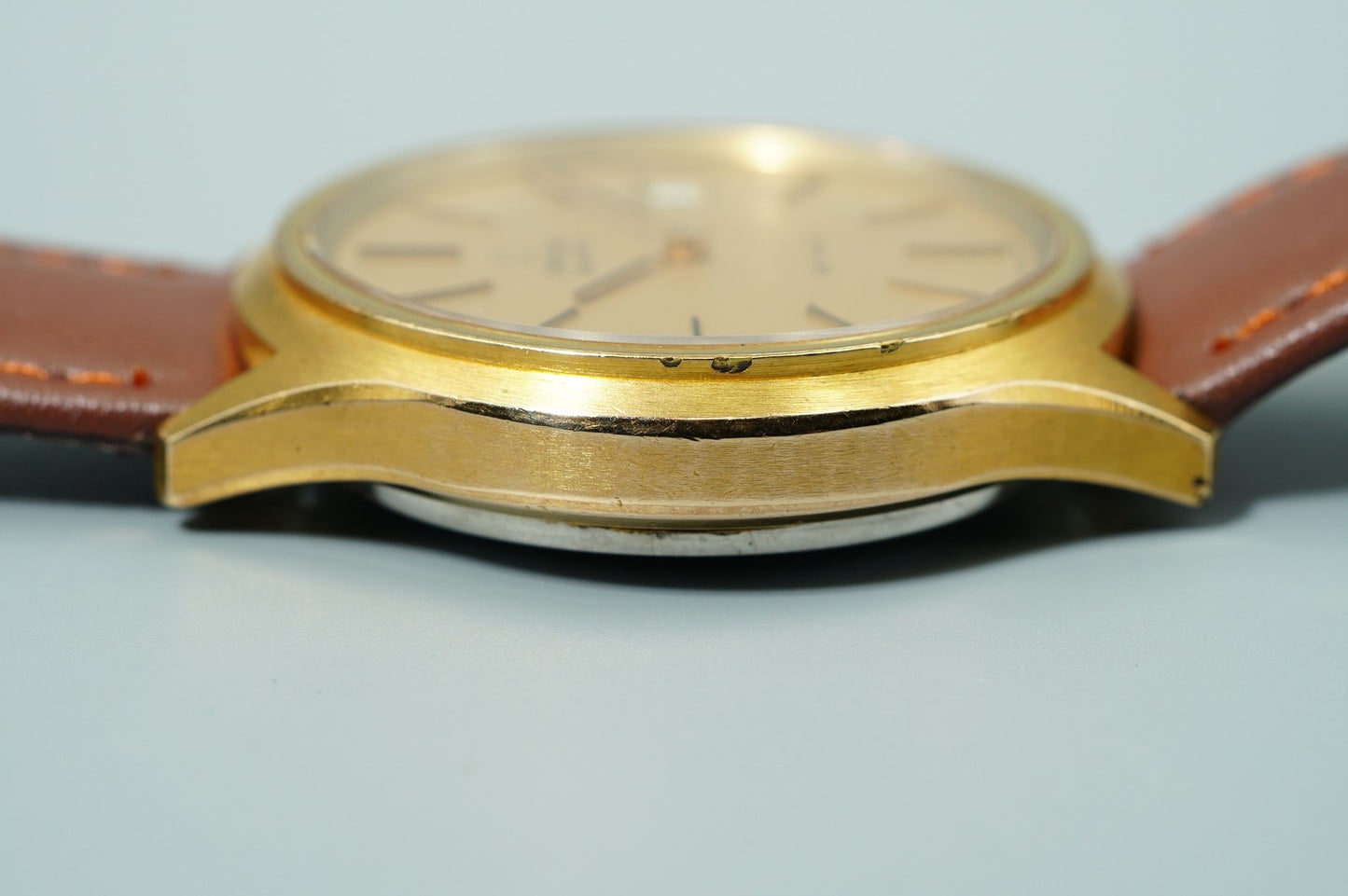N MINT Vintage 1970s OMEGA De Ville Cal.1325 Ref.192 Qz Gold 35mm Mens Watch