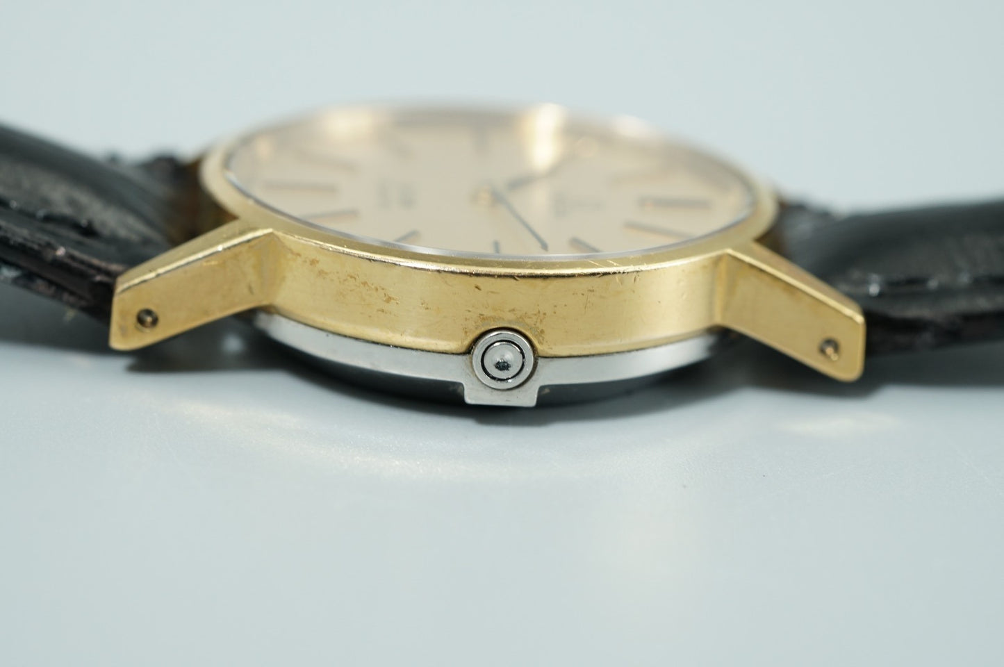 *Exc+5* Vintage OMEGA De Ville Cal.1351 Qz Gold Round 24mm Women,Ladies Watch