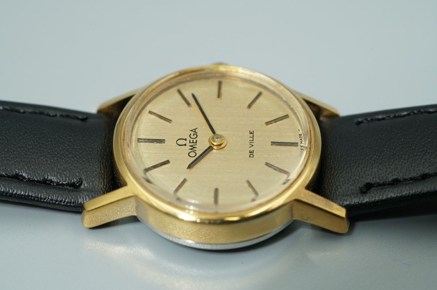 NEAR MINT Vintage 1958 OMEGA De Ville Cal.625 Hand Winding Gold 24mm Women Watch