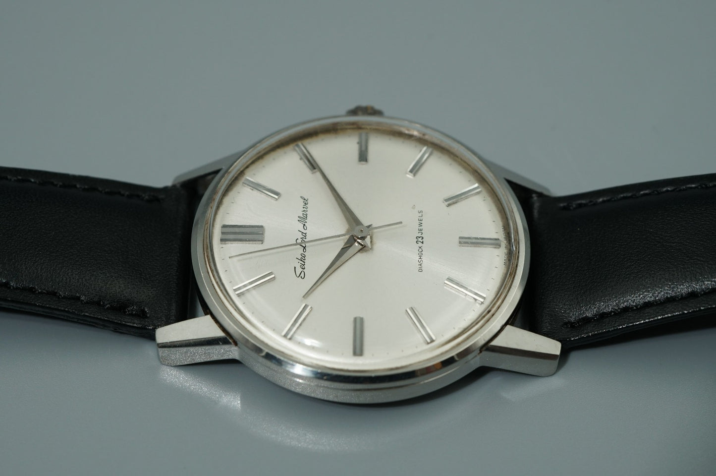 Vintage 1964 SEIKO Lord Marvel 5740-1990 Hand Wind Silver Round 36mm Mens Watch