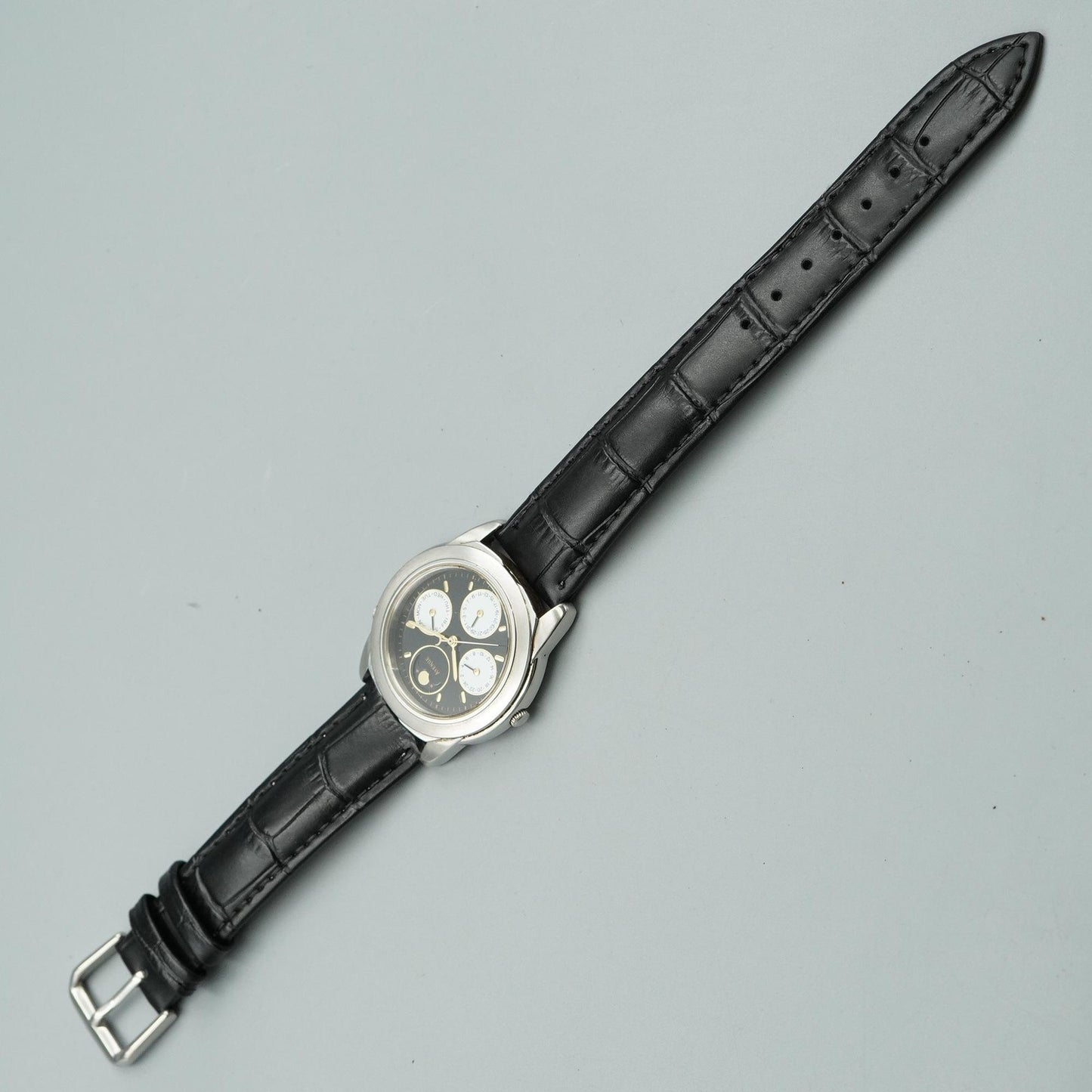 *MINT* Vintage SIKO AVENUE 7F39-6060 Quartz Black Dial Round 35mm Mens Watch