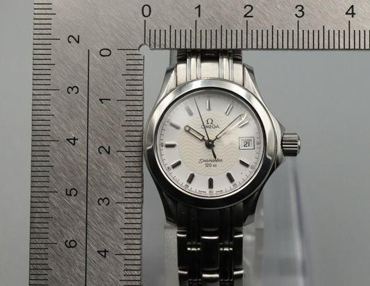 *MINT* Vintage OMEGA Seamaster 120m Cal.1424 Quartz White Dial Round Women Watch