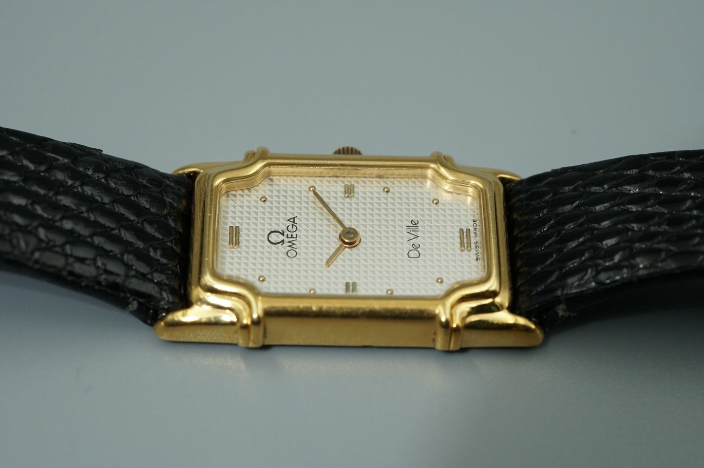 Vintage 1998 OMEGA De Ville Cal.1455  Qz White Dial Rectangle 16mm Women Watch