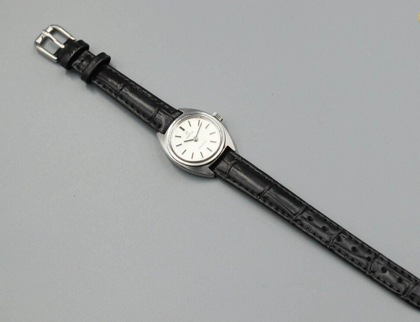 *Exc+5* Vintage OMEGA Geneve Cal.485 Hand Winding White Dial Round Women Watch