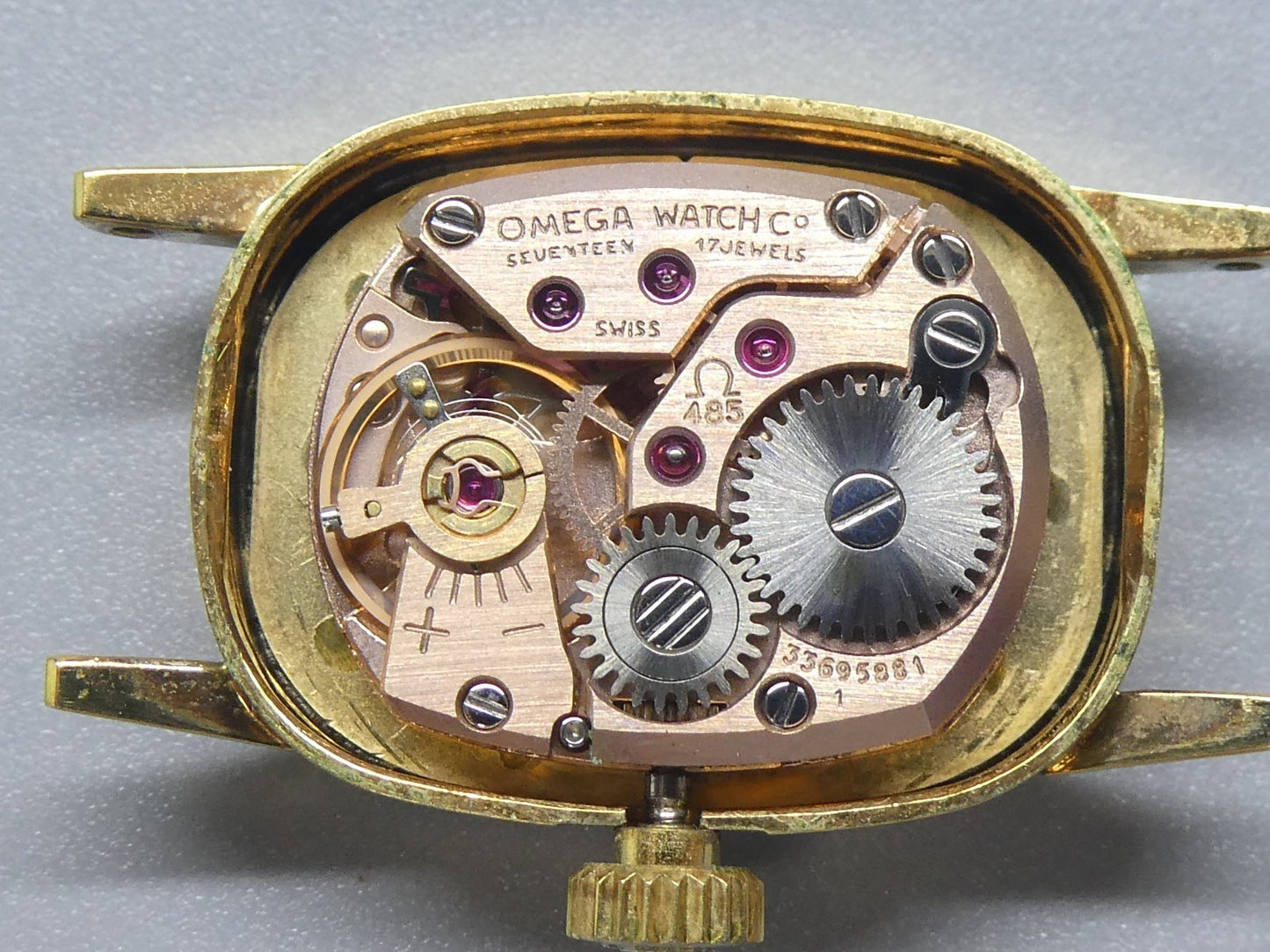 *N MINT* Vintage 1971 OMEGA Geneve Cal.485 Hand Wind Gold Oval 15mm Women Watch