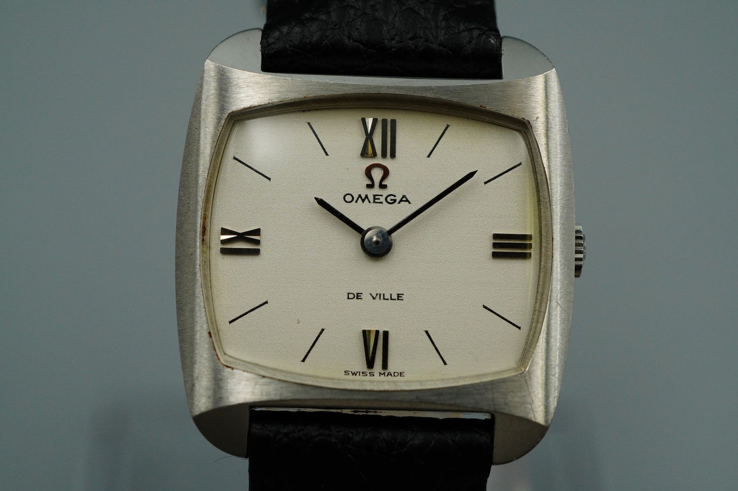 *NEAR MINT* OMEGA De Ville Hand Winding White Rectangle 25mm Women Watch