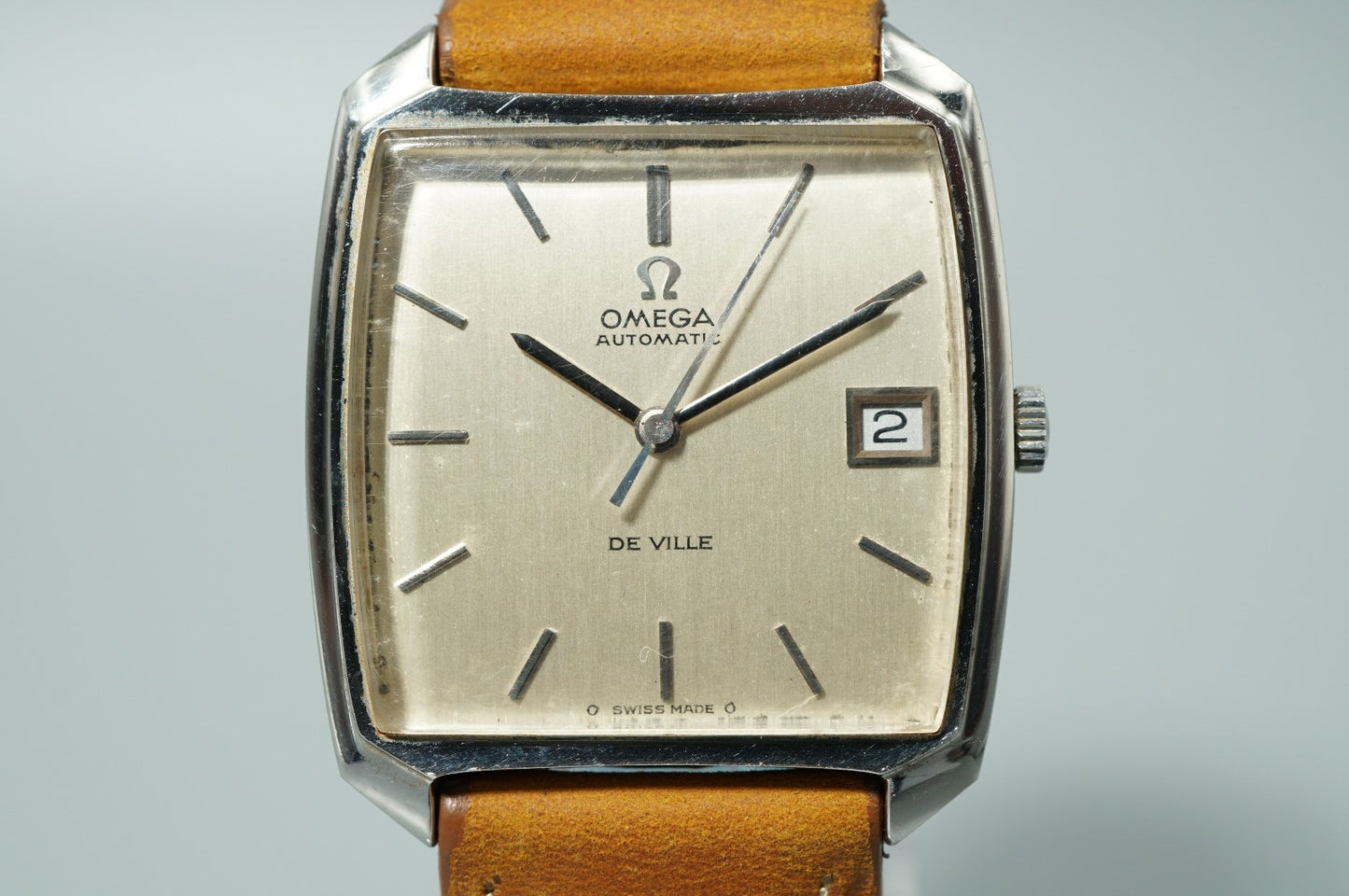 N MINT Vintage 1970 OMEGA De Ville Cal.1002 Hand Wind White 32mm Mens Watch