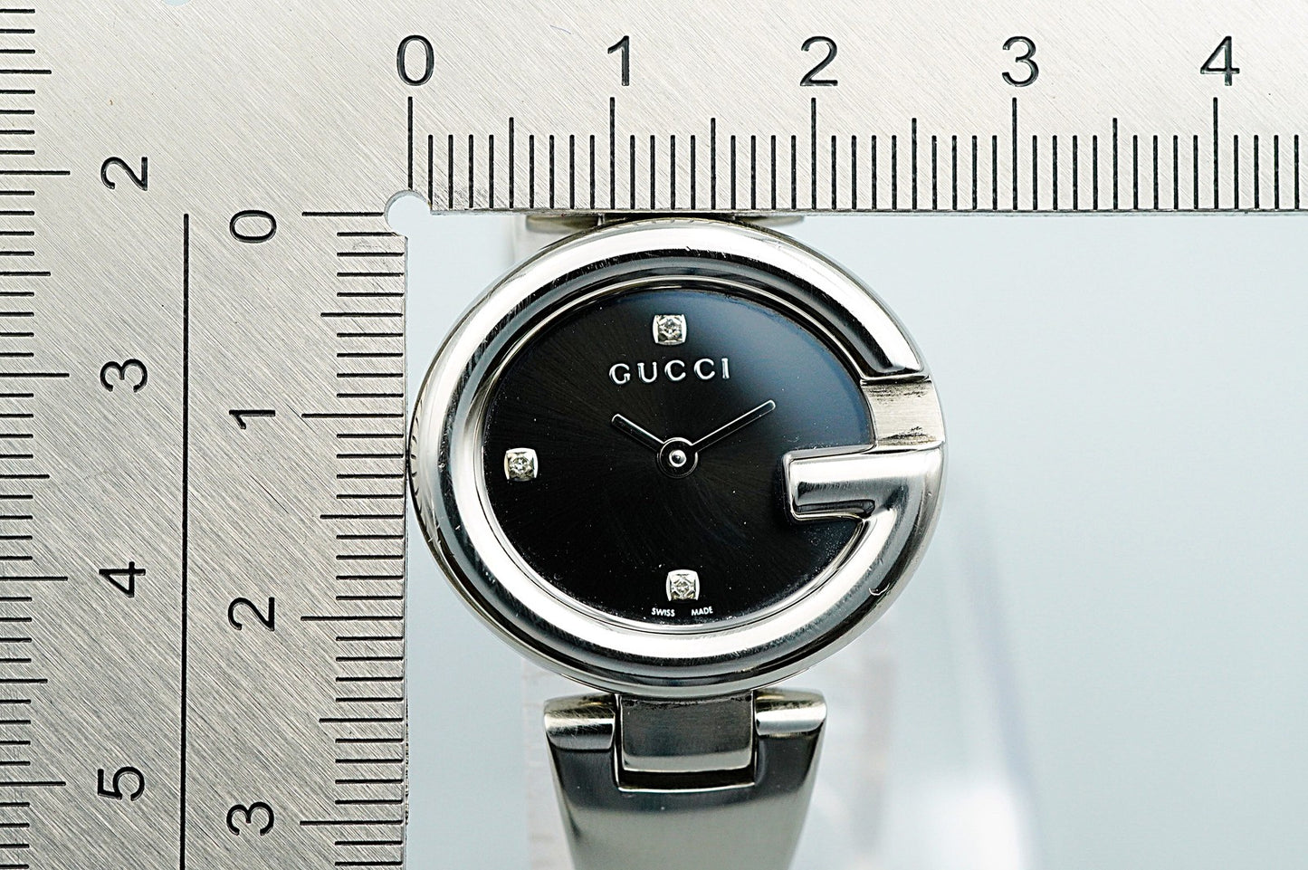 *NEAR MINT* Gucci 3P Diamond 134.5 Quartz Black Round 27mm Women Watch