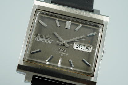 N MINT Vintage SEIKO 5 ACTUS 6106-5440 Automatic Black Rectangle 33mm Mens Watch