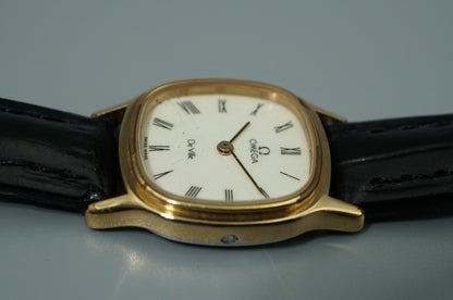 *Exc+4* Vintage OMEGA De Ville Cal.1387 Qz White Square 21mm Women,Ladies Watch