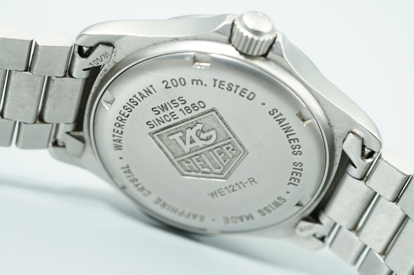 MINT Vintage 1996 TAG HEUER Professional 2000 WE1211-R Qz Silver 35mm Mens Watch