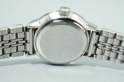 NEAR MINT Vintage OMEGA De Ville Hand Winding Silver Dial Round 22mm Women Watch