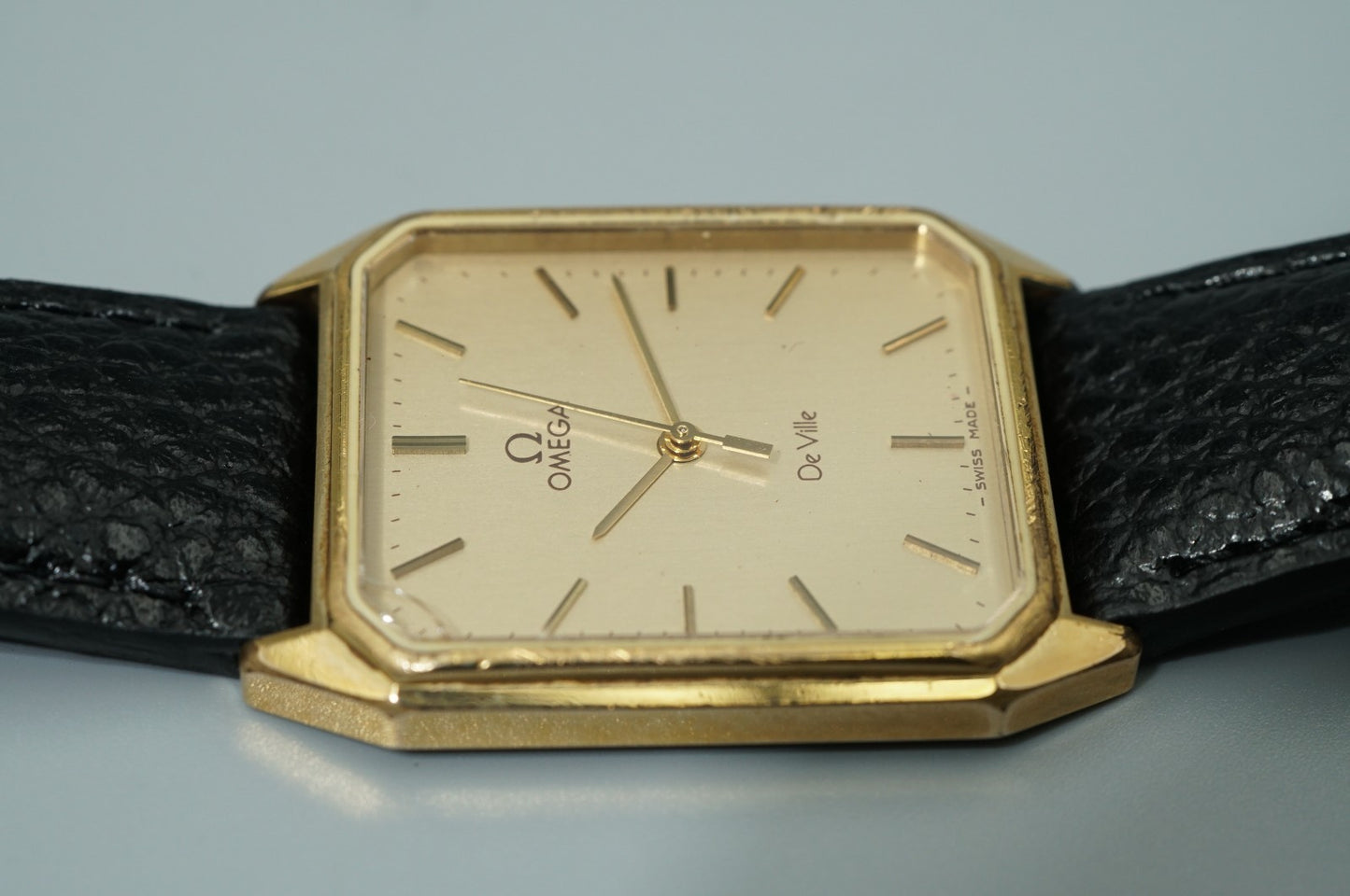 *Exc+4* Vintage 1982 OMEGA De Ville Cal.1417 Qz Gold Octagon 25mm Women Watch