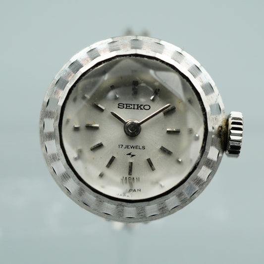 Vintage 1989 SEIKO Ring Watch 10-0630 9602530 Hand Wind Silver 18mm Women Watch