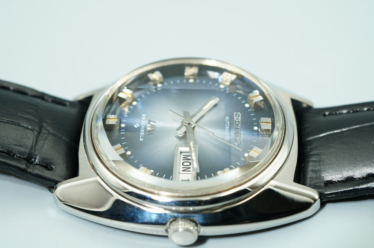 Serviced Vintage SEIKO Lord Matic 5606-7230 Automatic Blue Dial 35mm Mens Watch