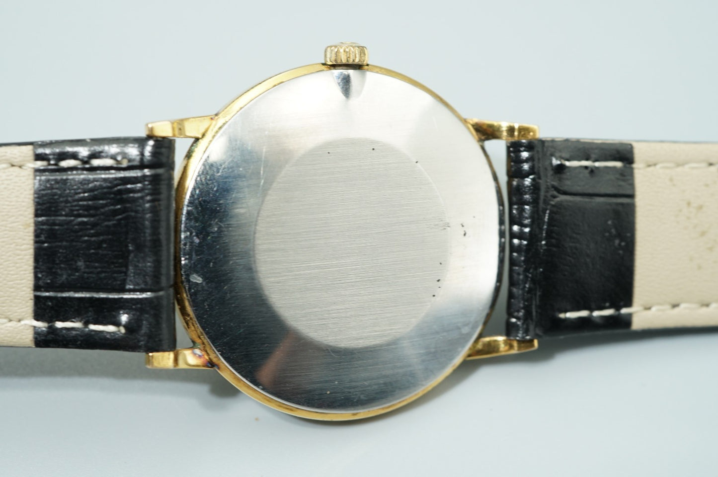 N MINT Vintage 1981 OMEGA De Ville Cal.625 Hand Wind Gold Round 32mm Mens Watch