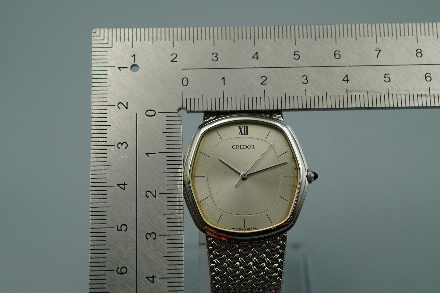 N MINT Vintage SEIKO CREDOR 5931-5230 Quartz Silver Dial Hexagon 30mm Mens Watch