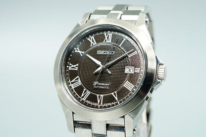 *MINT* SEIKO Premier 6R15-00F0 AT Brown Dial Round 42mm Mens Watch